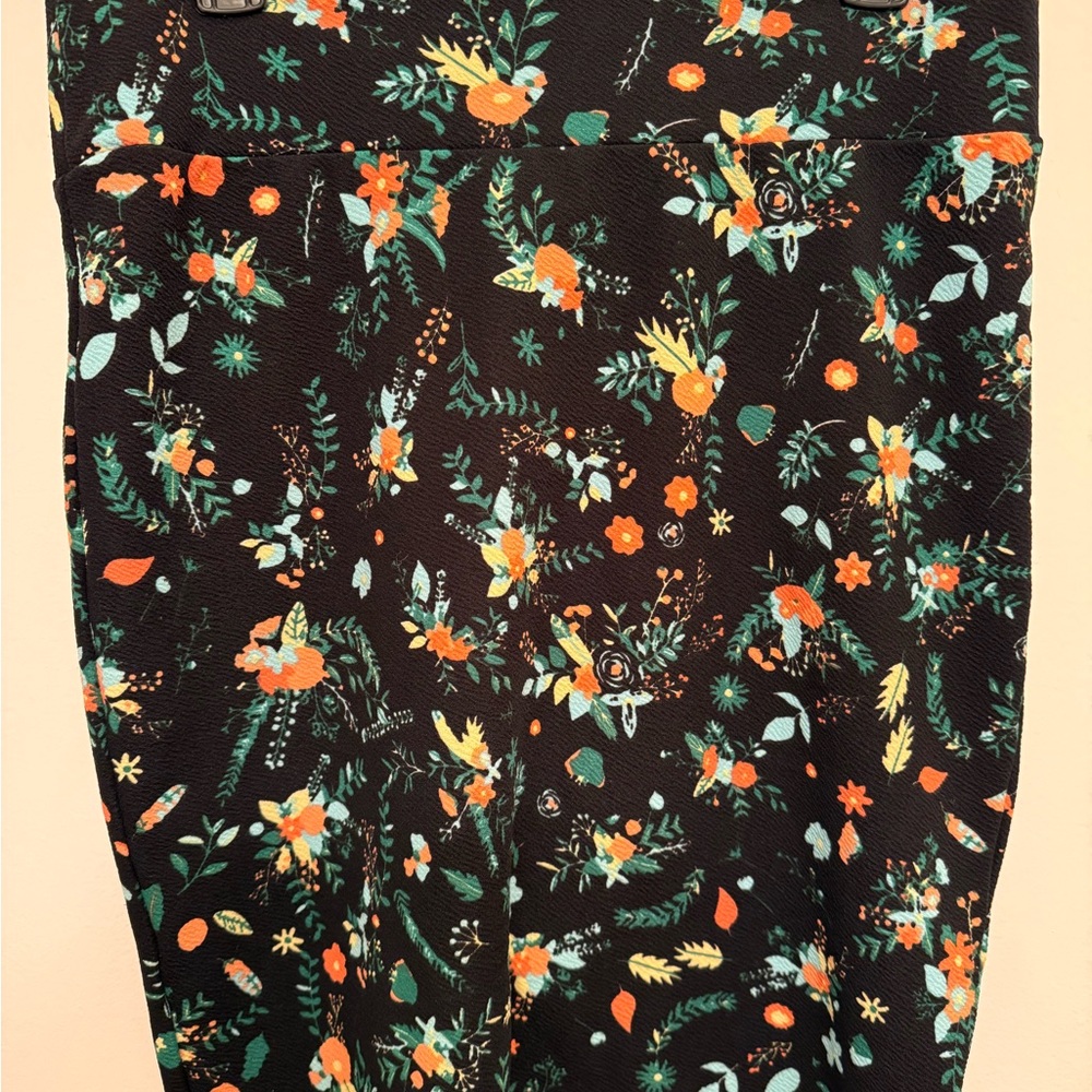 LuLaRoe Black Floral Pencil Skirt